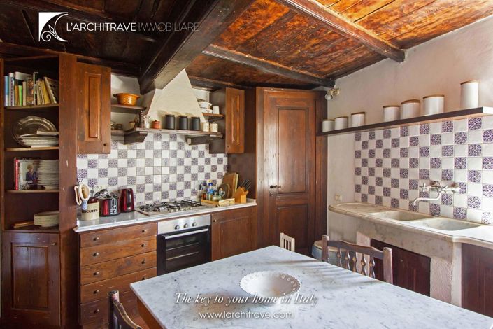 Image No.7-3 Bed House for sale