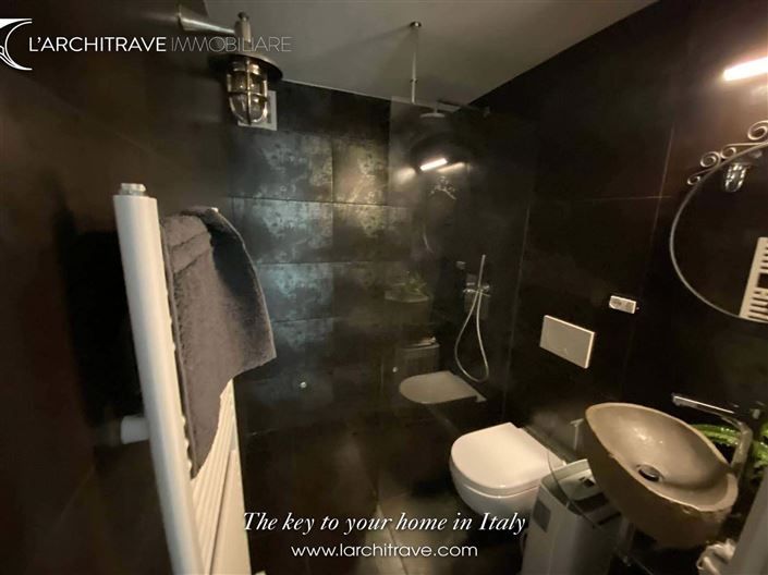 Image No.16-5 Bed Villa for sale