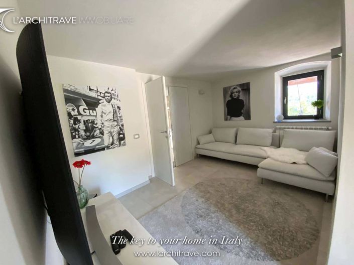 Image No.17-5 Bed Villa for sale