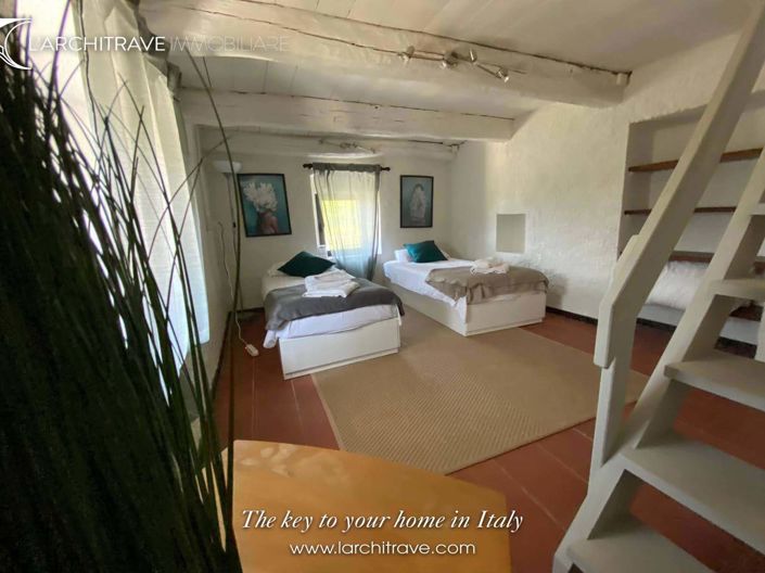 Image No.18-5 Bed Villa for sale