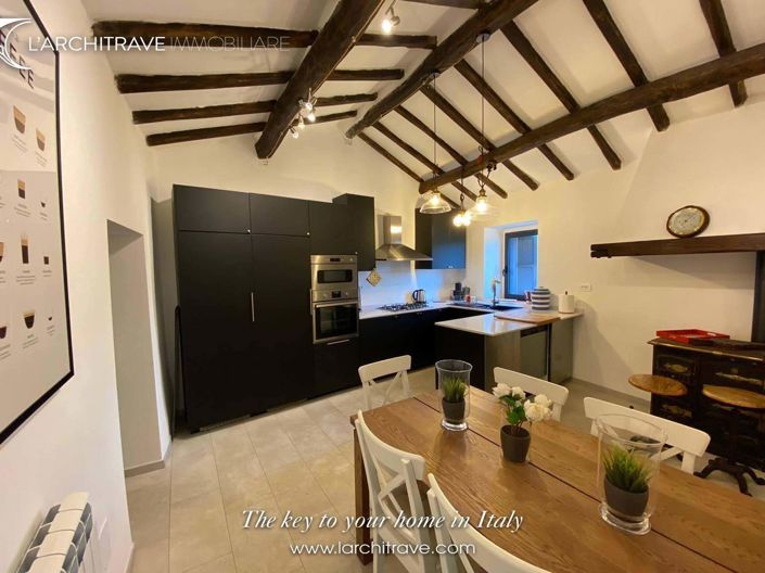 Image No.7-5 Bed Villa for sale