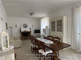 Image No.3-Villa de 4 chambres à vendre à Tresana