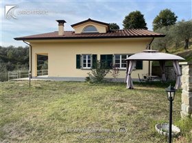 Image No.12-Villa de 3 chambres à vendre à Fivizzano