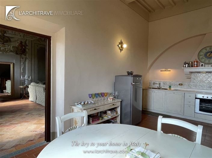 Image No.11-3 Bed House for sale