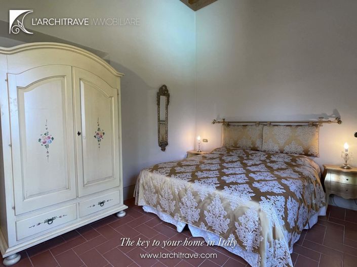 Image No.22-3 Bed House for sale