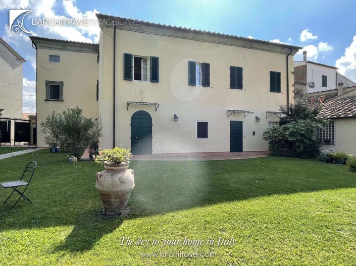 Image No.27-3 Bed House for sale