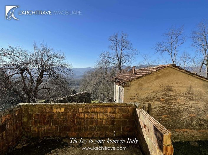 Image No.3-Villa de 3 chambres à vendre à Licciana Nardi