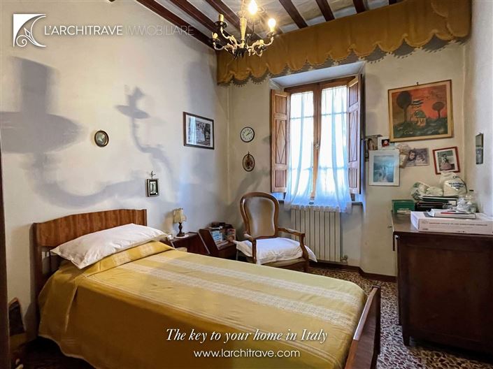 Image No.14-5 Bed House for sale