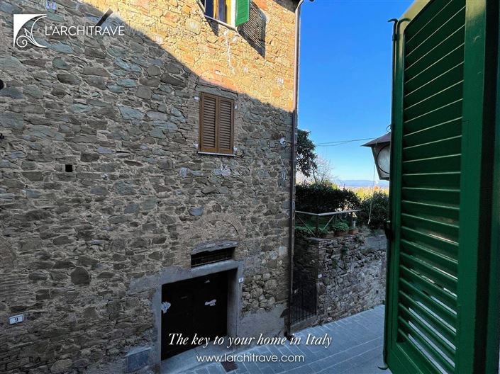 Image No.22-5 Bed House for sale