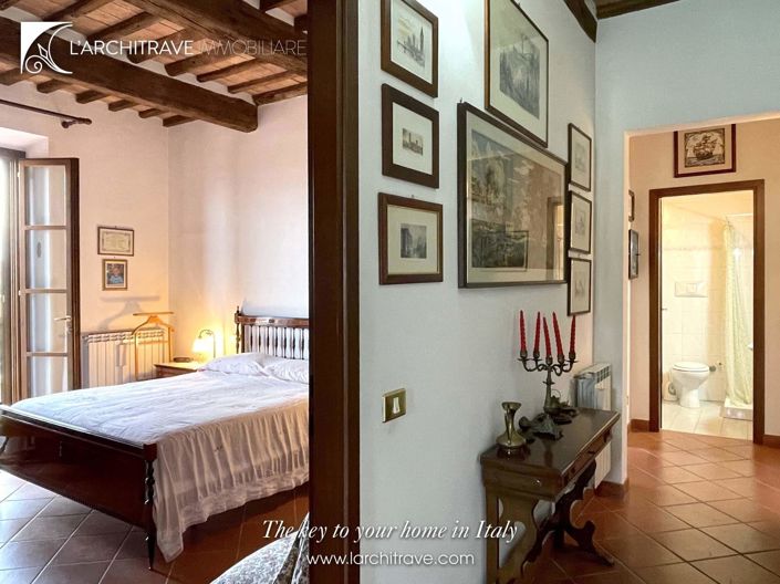 Image No.14-3 Bed House for sale