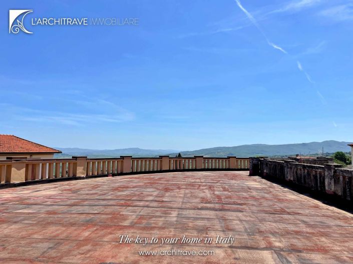 Image No.19-3 Bed House for sale