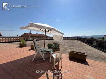 25330567-7310-bc01-4391-1edc5acb8815