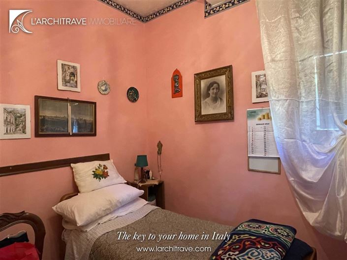 Image No.17-5 Bed Villa for sale