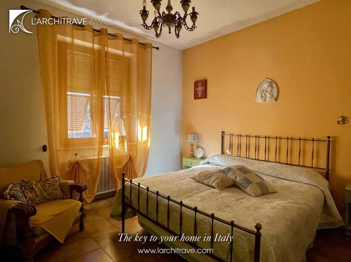 Image No.18-Villa de 5 chambres à vendre à Licciana Nardi