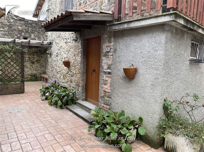 Image No.2-3 Bed House for sale