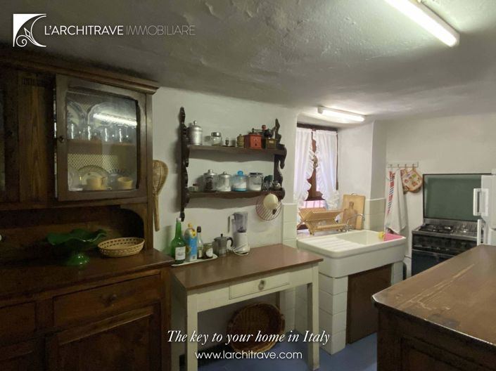 Image No.7-3 Bed House for sale