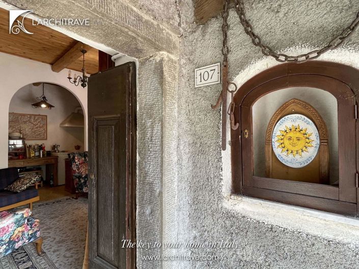 Image No.14-4 Bed House for sale