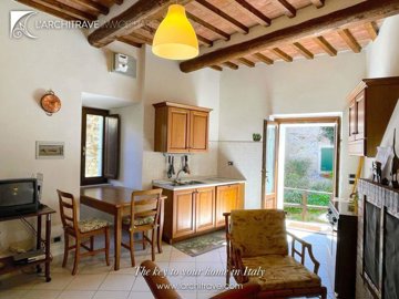 82d7eb2e-69f2-f4cc-6080-80426110be82