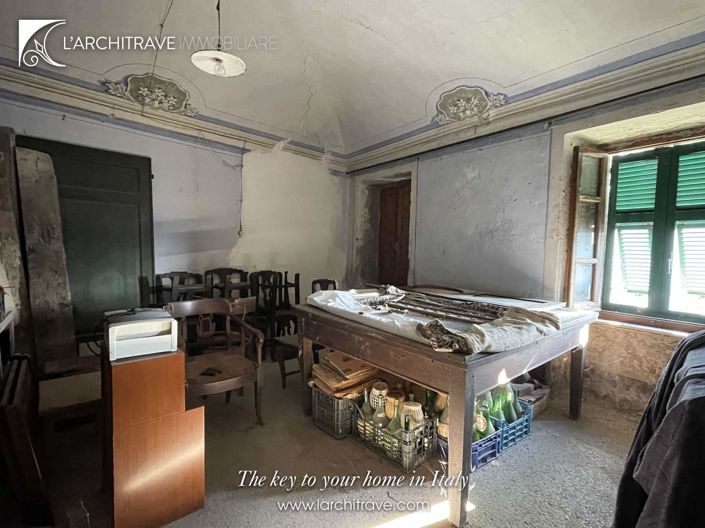 Image No.12-3 Bed House for sale