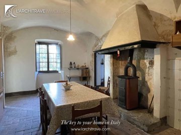 96a99f63-4f9a-885b-15af-f4edf32dad95