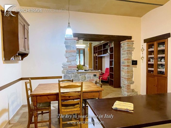 Image No.11-2 Bed House for sale