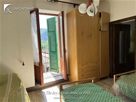 Image No.6-Maison de 3 chambres à vendre à Licciana Nardi