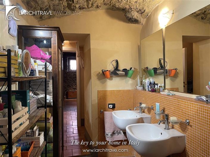 Image No.23-Maison de 2 chambres à vendre à la Spezia