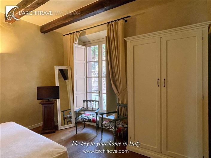 Image No.13-1 Bed House for sale