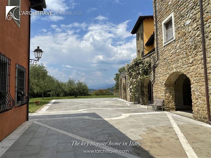 Image No.14-1 Bed House for sale