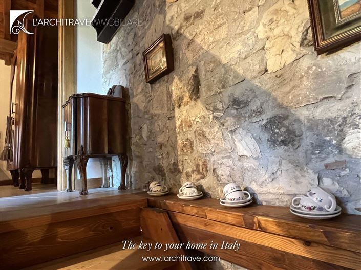 Image No.15-2 Bed House for sale