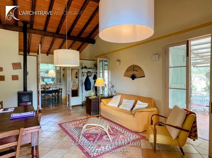 Image No.11-4 Bed Villa for sale