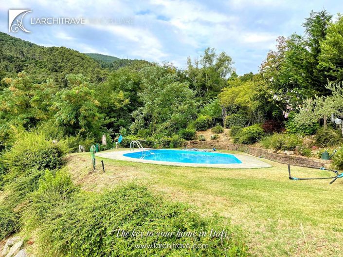 Image No.3-4 Bed Villa for sale