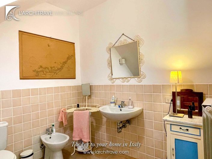 Image No.48-4 Bed Villa for sale