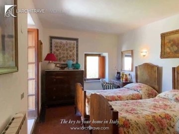 e7e73c2b-1b70-d86b-a959-7802858b5c29