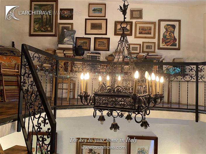 Image No.7-3 Bed House for sale