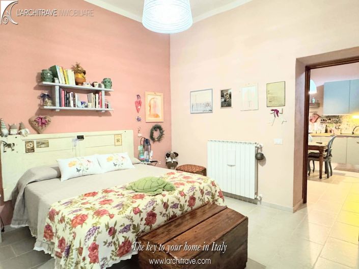 Image No.15-4 Bed House for sale