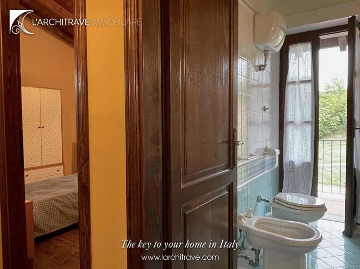 Image No.17-3 Bed House for sale