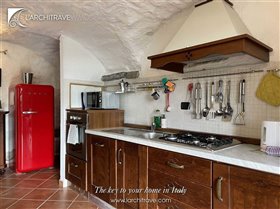 Image No.9-Villa de 2 chambres à vendre à Licciana Nardi