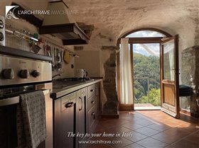 Image No.8-Villa de 2 chambres à vendre à Licciana Nardi