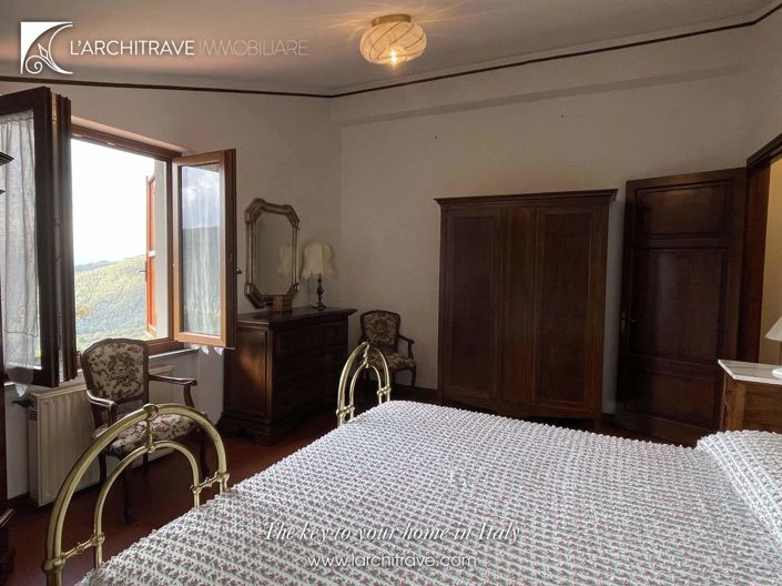 Image No.17-7 Bed Villa for sale