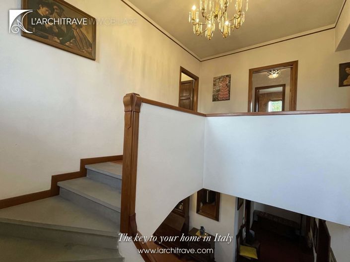 Image No.19-7 Bed Villa for sale