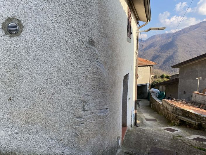 Image No.9-Maison de 2 chambres à vendre à Comano