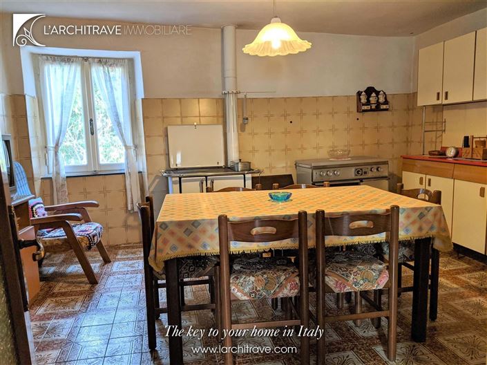 Image No.9-3 Bed House for sale