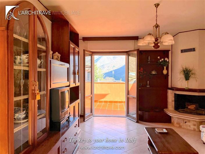 Image No.2-2 Bed House for sale