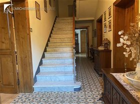 Image No.1-Villa de 4 chambres à vendre à Licciana Nardi