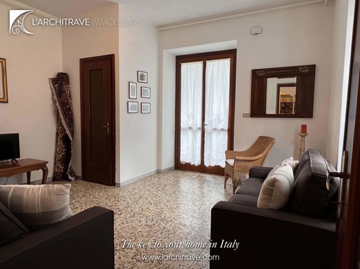 Image No.4-3 Bed House for sale