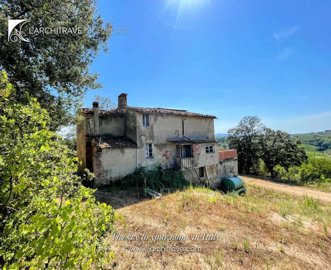 1 - Pise, Villa