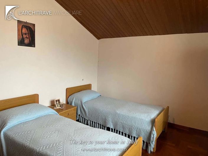 Image No.13-4 Bed Villa for sale