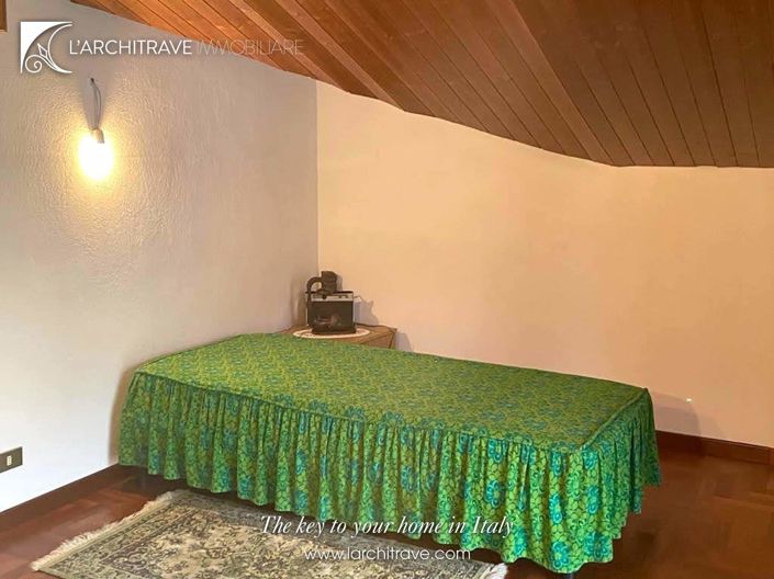 Image No.17-Villa de 4 chambres à vendre à Comano