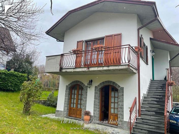 Image No.20-Villa de 4 chambres à vendre à Comano